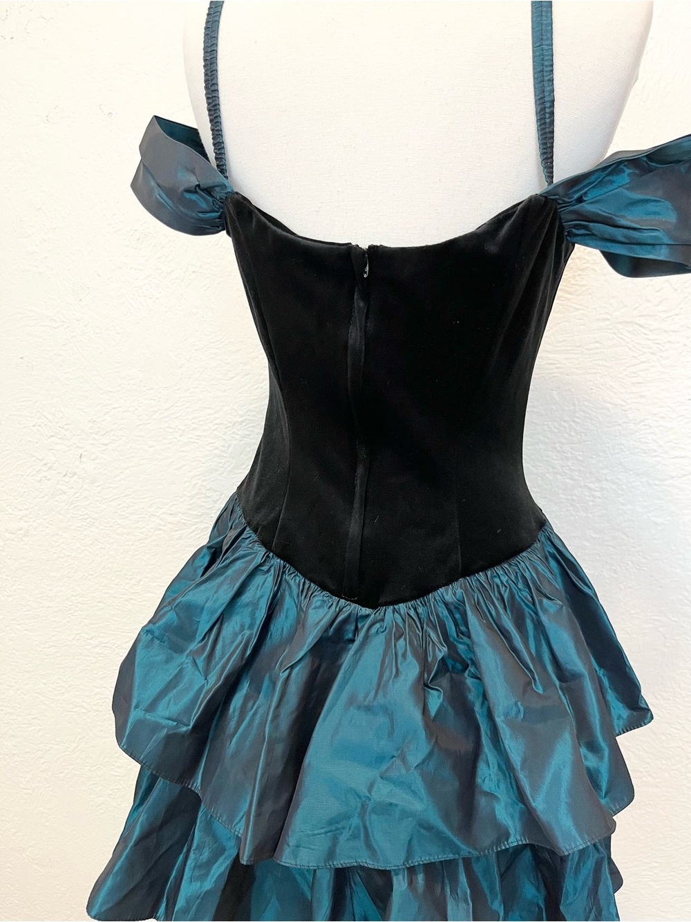 Vintage Mini Dress Black Velvet Teal Blue Taffeta Ruffle HOCO 9 Medium - Picture 10 of 14